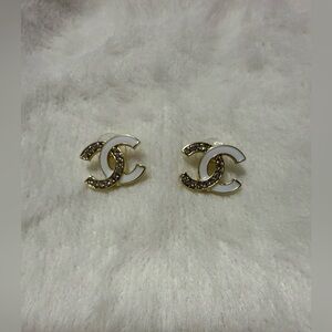 White Enamel and Gold Crystal Luxurious Stud Earrings
